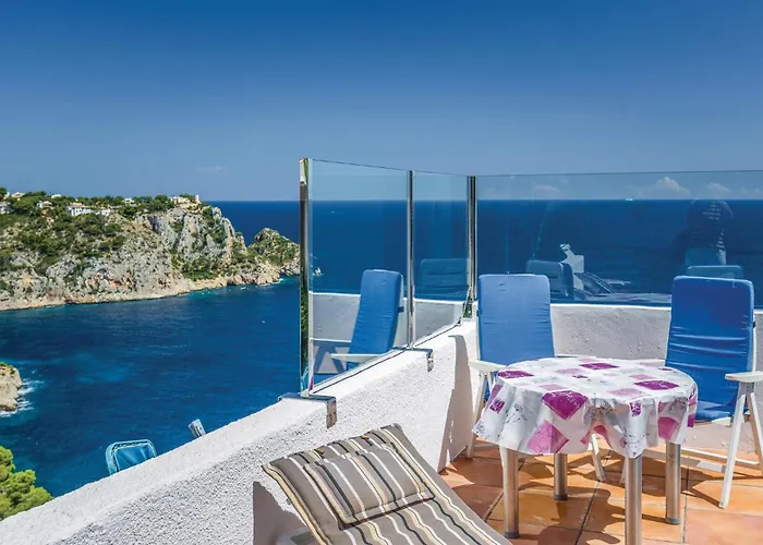 Costa Nova Semesterbostad